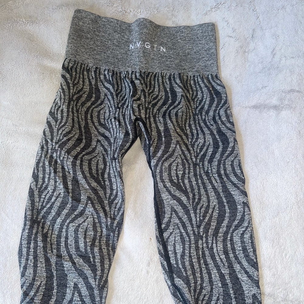NVGTN black and grey Zebra leggings size small